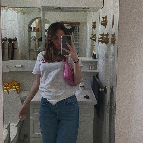 Meet your Posher, Catherine - Picture 1 of 1